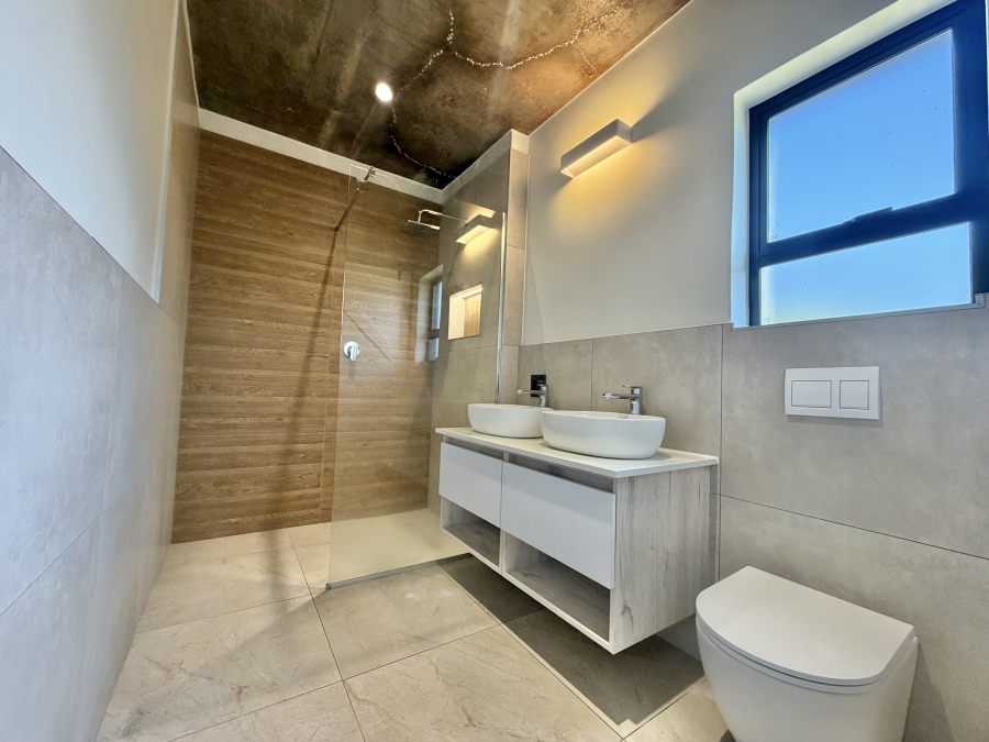 4 Bedroom Property for Sale in Aston Bay Eastern Cape